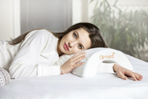 Ortopeediline padi ergonoomilse kujuga ARCH PILLOW QMED 3