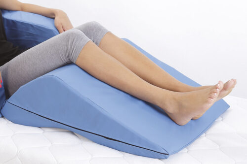 HEAD PILLOW QMED Подушка ортопедическая под голову 18 Эргономичная подушка для позиционирования ног и спины Opera ST387-1